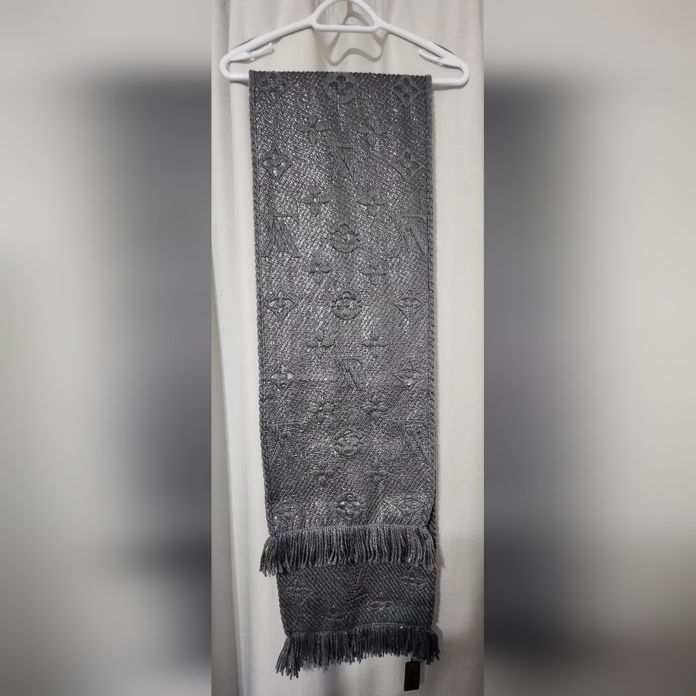Monogram Wool Stole - Picture 11 of 12